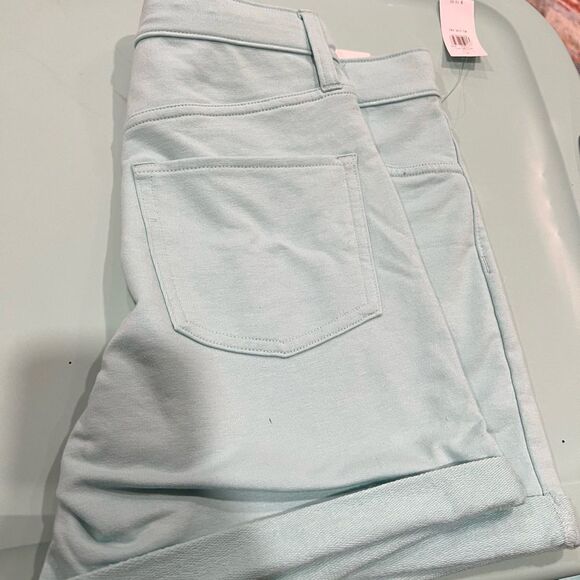 Girls stretch shorts   - Picture 1 of 3